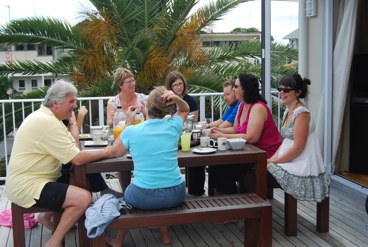 Sandcastle Bnb Ruakaka Buitenkant foto